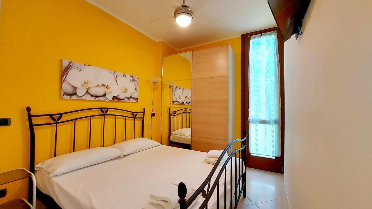 Colors Pool Apartment Bardolino Exterior foto